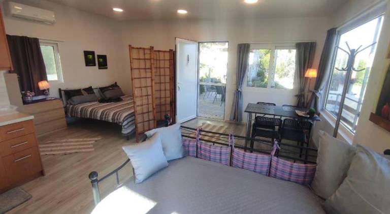 Vacation home with patio & garden — photo 2