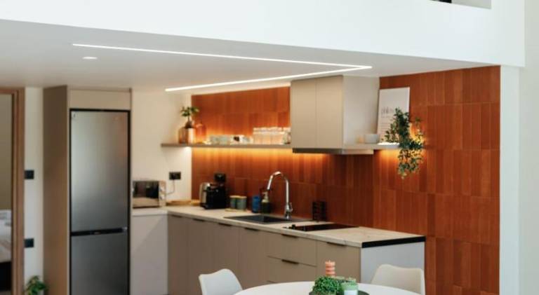 Apartment with terrace — photo 2
