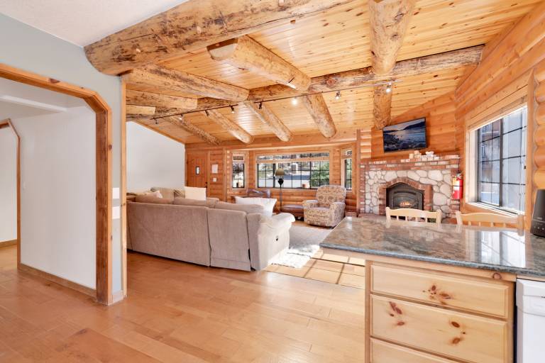Cabin with barbecue | Mountain view — photo 4