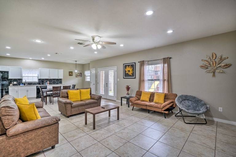 Pet-Friendly San Antonio Home w/ Yard & Patio! — photo 5