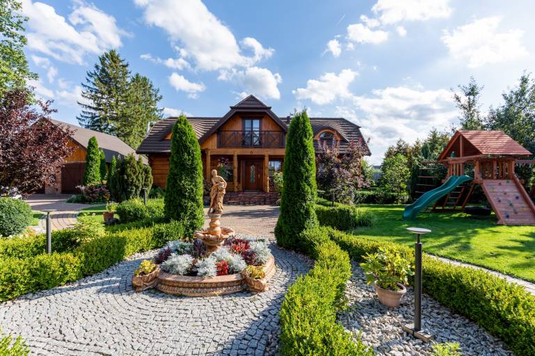 Family-friendly ample vacation home with terrace, barbeque & yard | Dogs allowed in Ustron