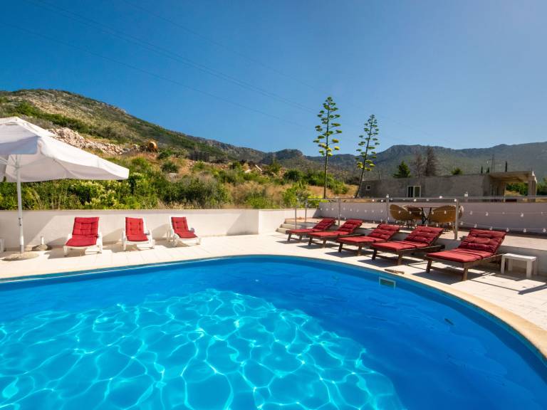 Lovely holiday apartment with patio, pool & sauna | Dogs allowed — photo 5
