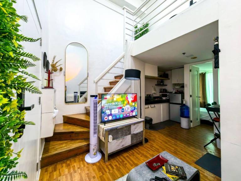 Rental apartment with pool in Pasay