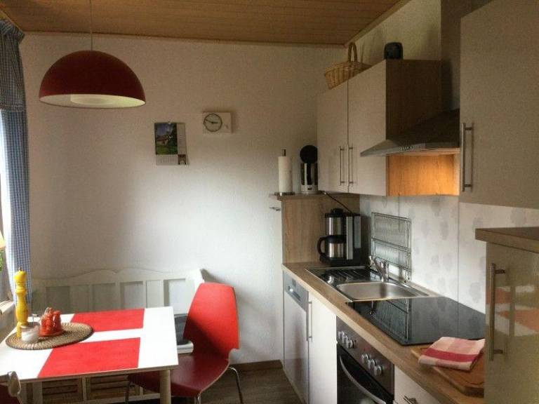 Family-friendly nice holiday apartment with yard, barbeque & terrace | Garden view | Pet-friendly — photo 3