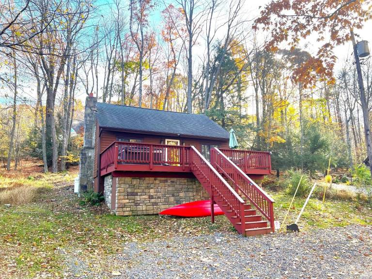 Cabin McHenry