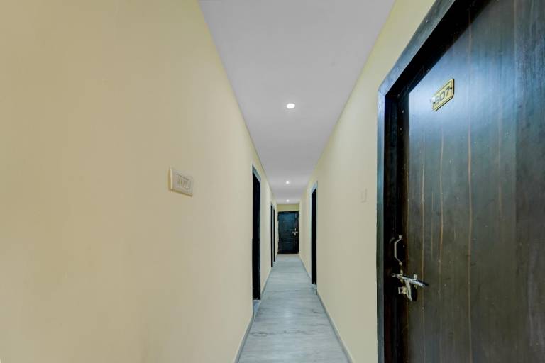 Hotel O Flagship Hotel Magadh Crystal