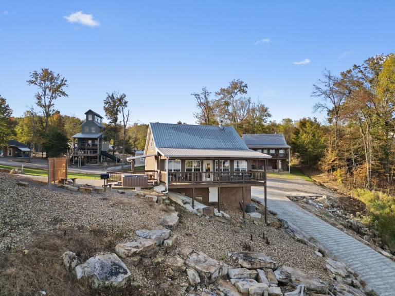 Cabin Bryant