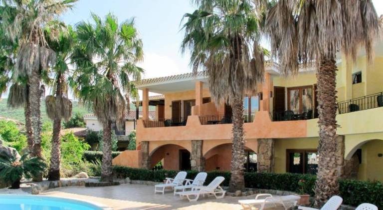 Nice apartment with pool | Close to the beach | Pets allowed in Palau