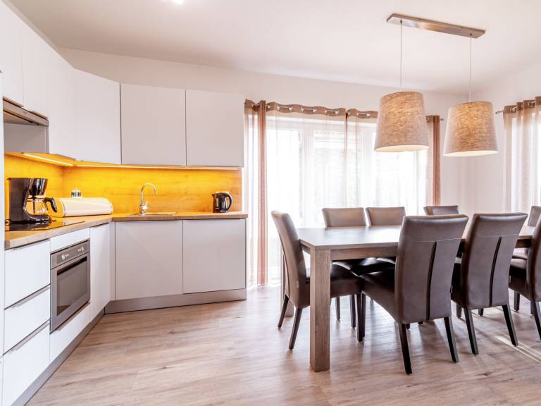 House with BBQ, sauna & patio — photo 4