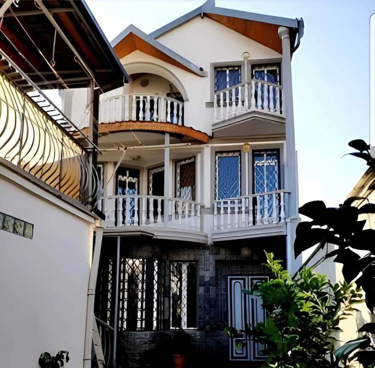 Apartment  Isani-Samgori