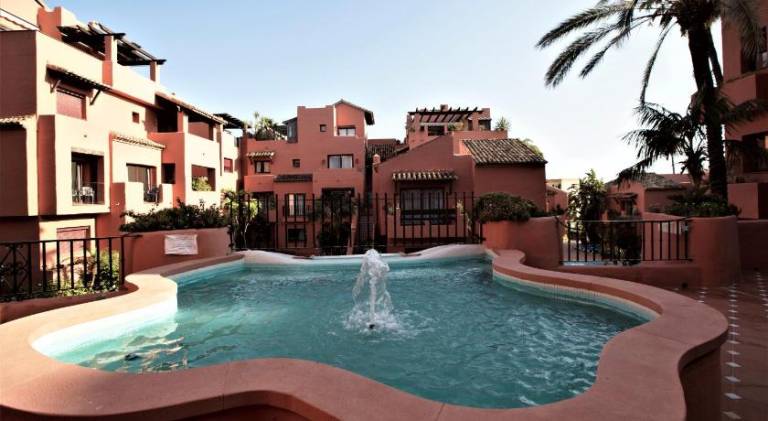 R15 Beach side 3 bedroom flat — photo 3