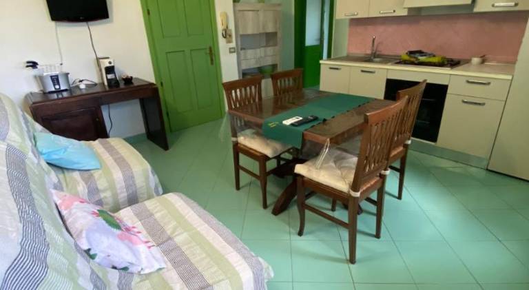 Rental apartment with 2 rooms for 4 persons — photo 2