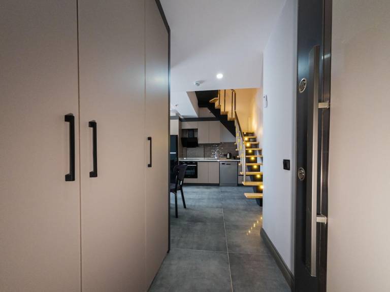 House with barbecue, yard & pool | Suitable for remote work — photo 5