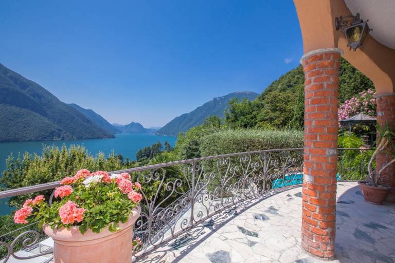 Ferienhaus in Cressogno, Valsolda für max. 10 Personen Ferienhaus in Cressogno, Valsolda für max. 10 Personen