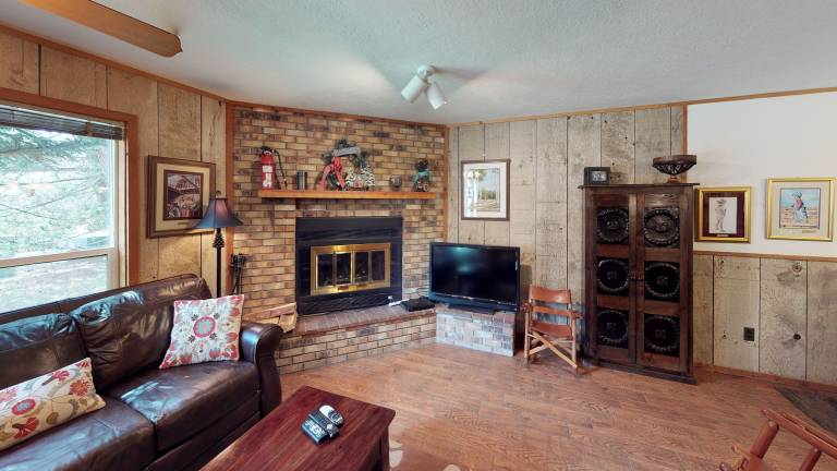 Cabin Red River