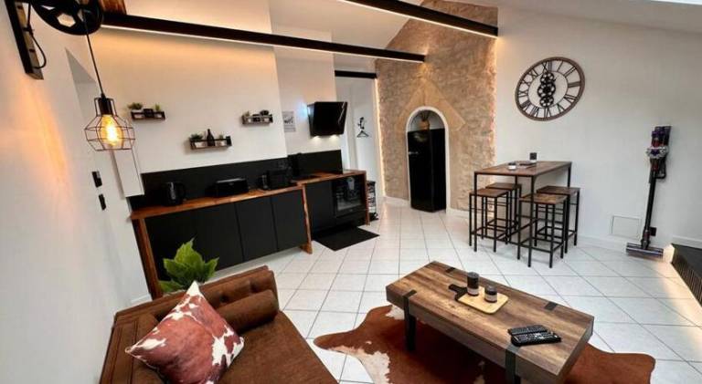 Rental apartment with 1 room for 2 persons in Metz