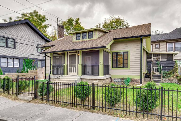 House Spring Hill