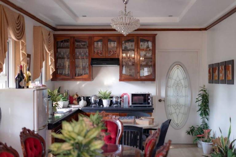 Charming vacation home with yard, terrace & BBQ | Pets allowed — photo 4