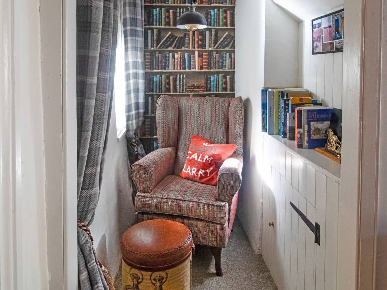 Cottage with 2 rooms for 4 persons — photo 3