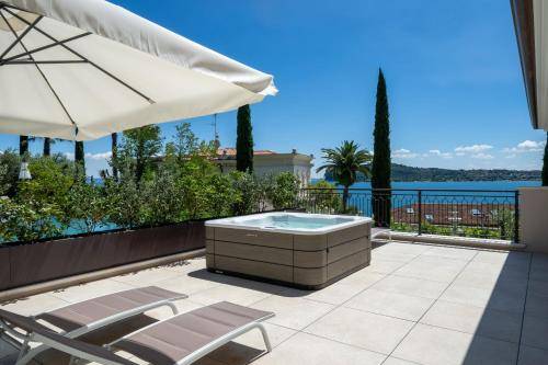 Apartment with jacuzzi, patio & private pool | Next to the beach | Pet-friendly — photo 4
