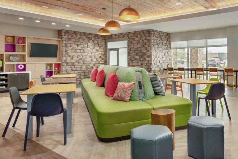 Home2 Suites by Hilton Colorado Springs — photo 3