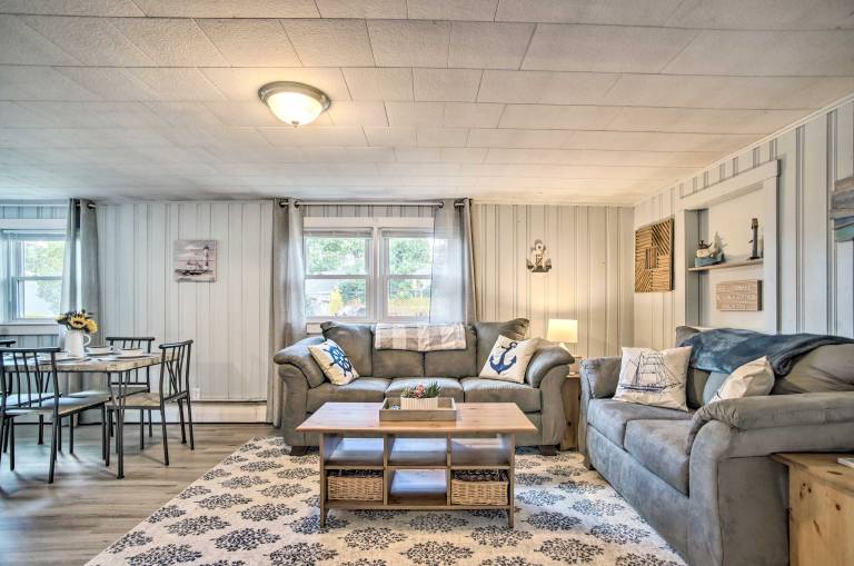 Coastal Comfort Near the Bay! 'Buttermilk Cottage' — photo 5