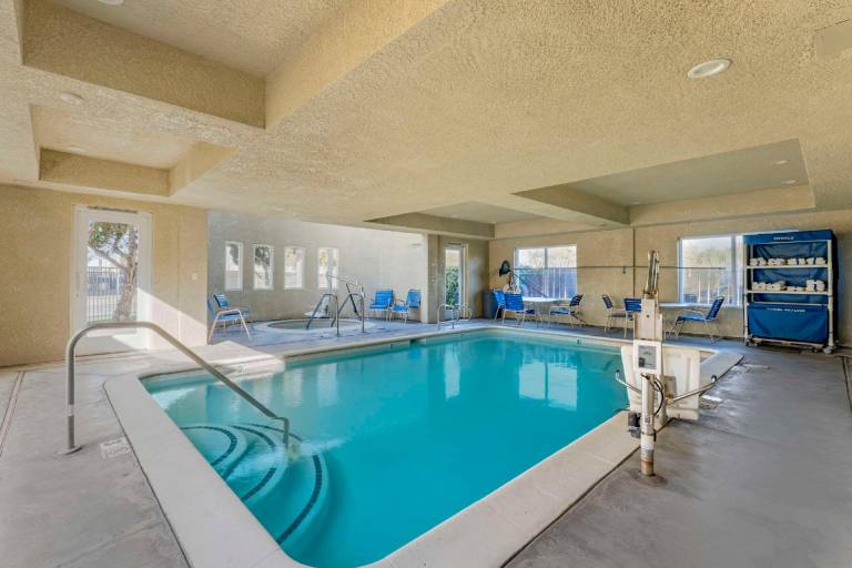 Comfort Inn Lathrop Stockton Airport — photo 2