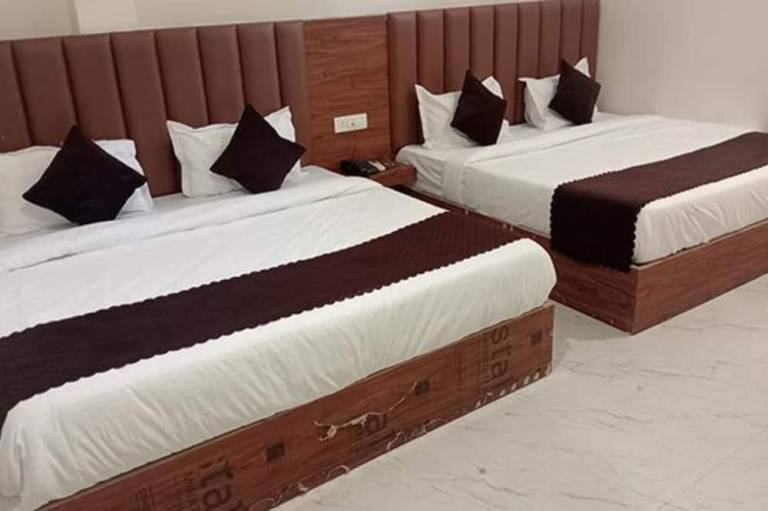 Fabhotel Shaurya Inn I