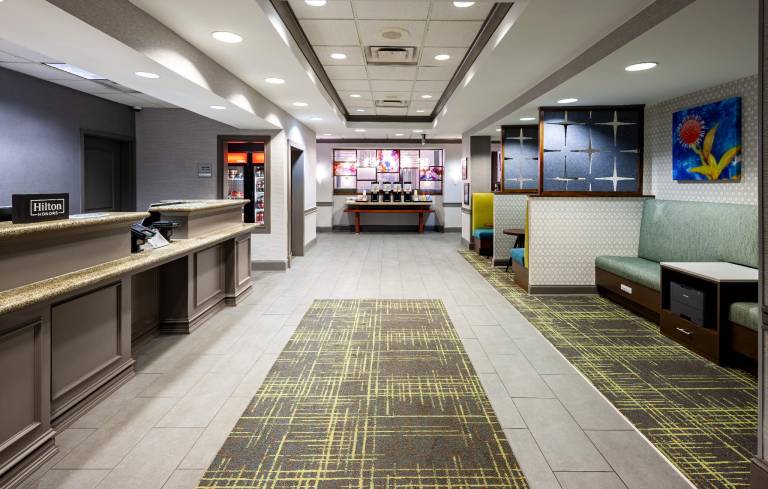 Hampton Inn & Suites Mobile I-65 @ Airport Blvd. — photo 5