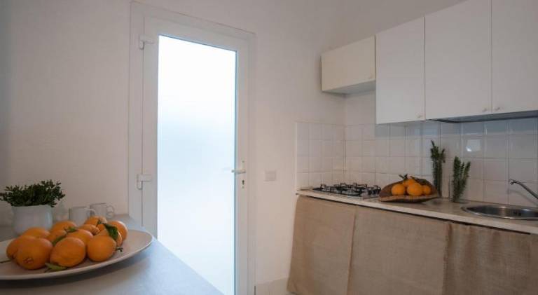 House with 2 rooms for 5 persons — photo 3