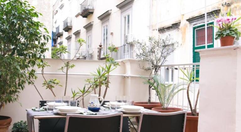 Charming holiday apartment | Close to Naples Cathedral | Dogs allowed — photo 3
