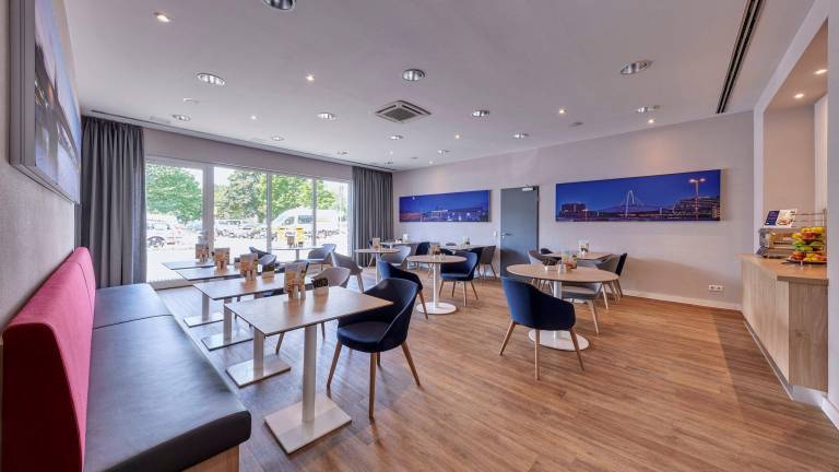 Holiday Inn Express Cologne Mülheim By IHG — photo 2