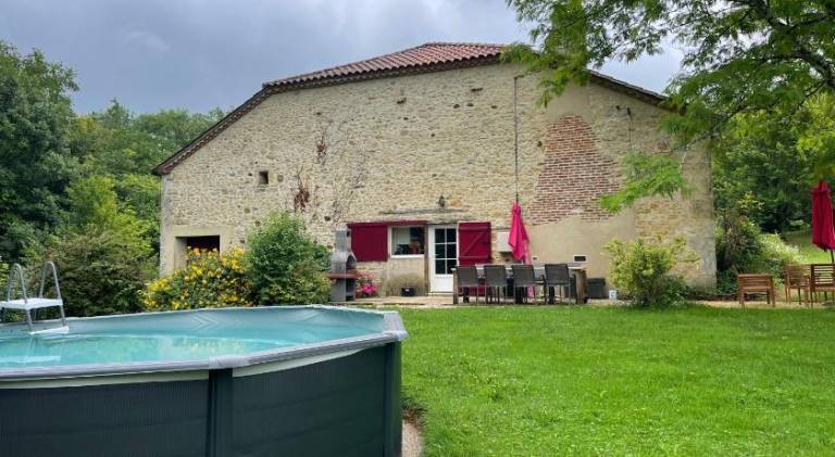 House with pool | Pets allowed — photo 3