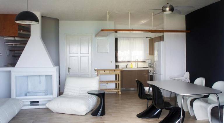 Possidi Aigaiopelagitika 2-floor beach house — photo 2