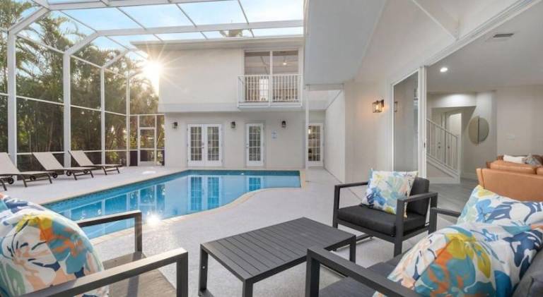 Wonderful house with pool | Pets are welcome in Naples, FL