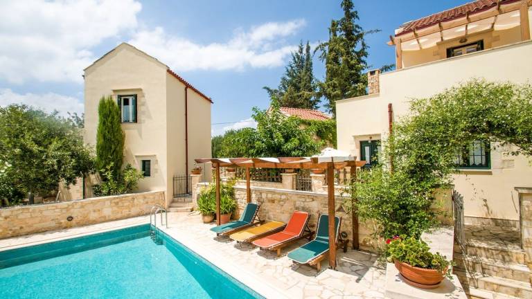 Διαμέρισμα  Douliana