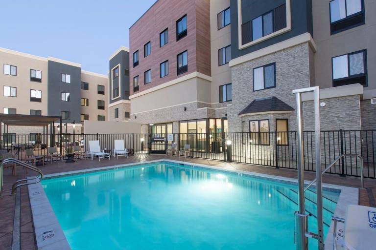 Staybridge Suites Manteca By IHG — photo 4
