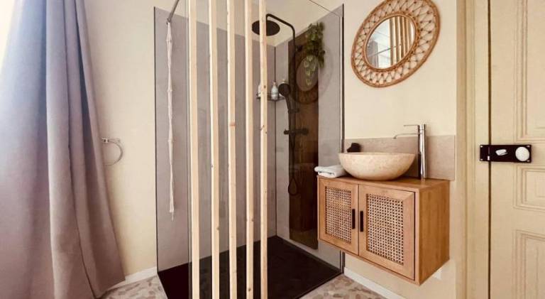 Holiday apartment with jacuzzi — photo 5