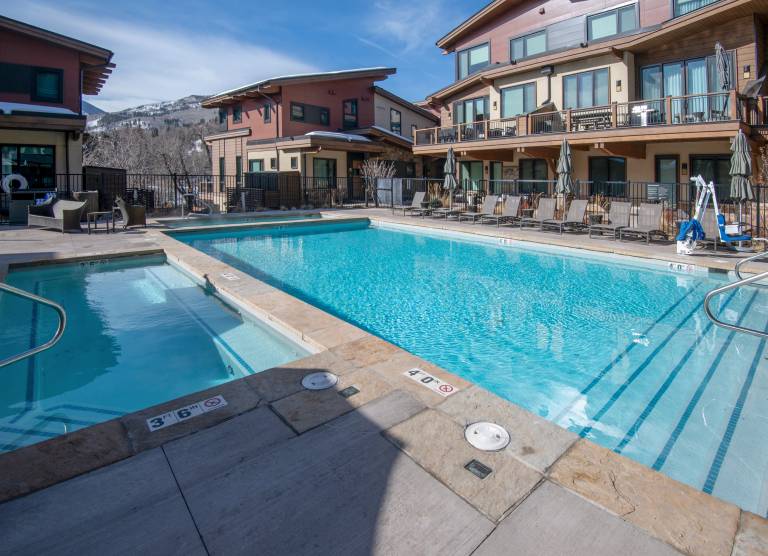 Condo Avon