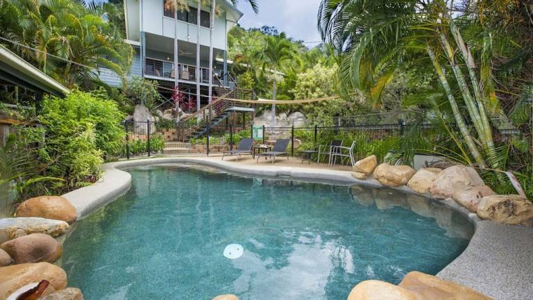 House Magnetic Island