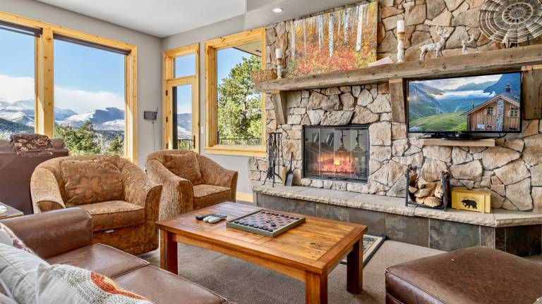 Family-oriented ample condo with patio & private pool | Dogs allowed — photo 2