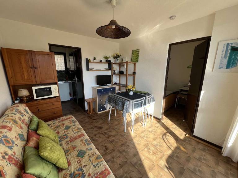 Holiday apartment with 1 room for 4 persons — photo 2