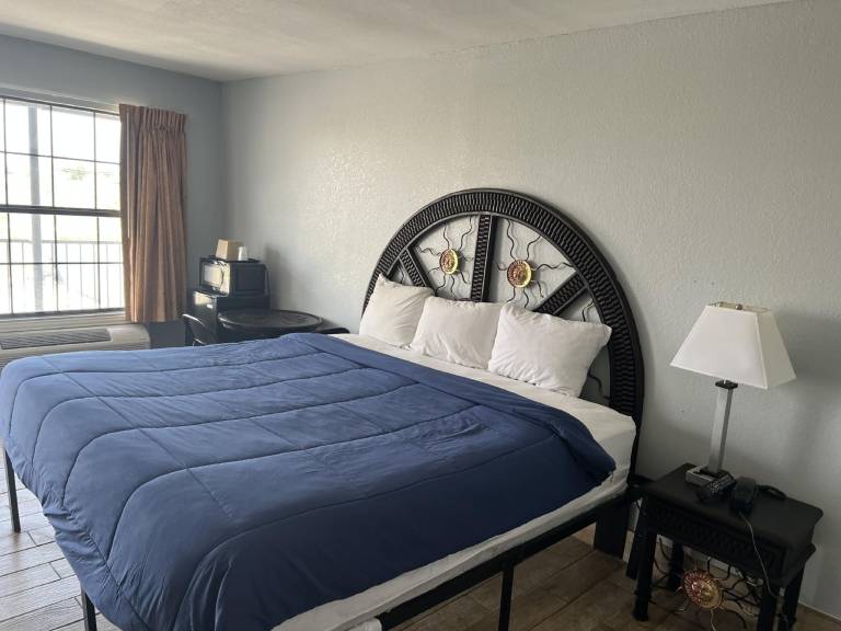 Motel 9 — photo 2