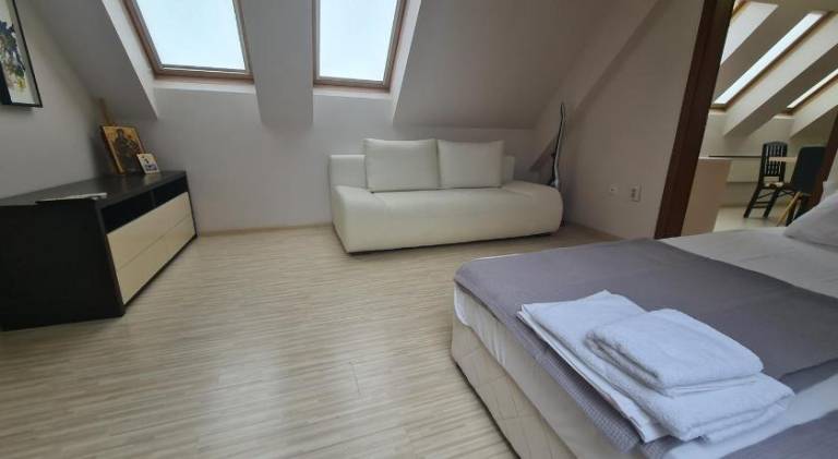 Holiday apartment with 2 rooms for 6 persons — photo 2