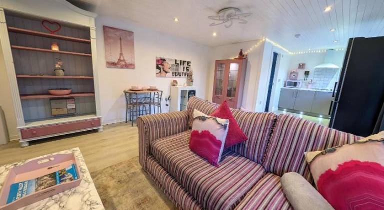 Charming house with jacuzzi | Pet-friendly — photo 2
