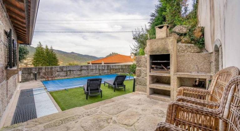Spacious vacation home with garden, barbecue & private pool | Pet-friendly — photo 3