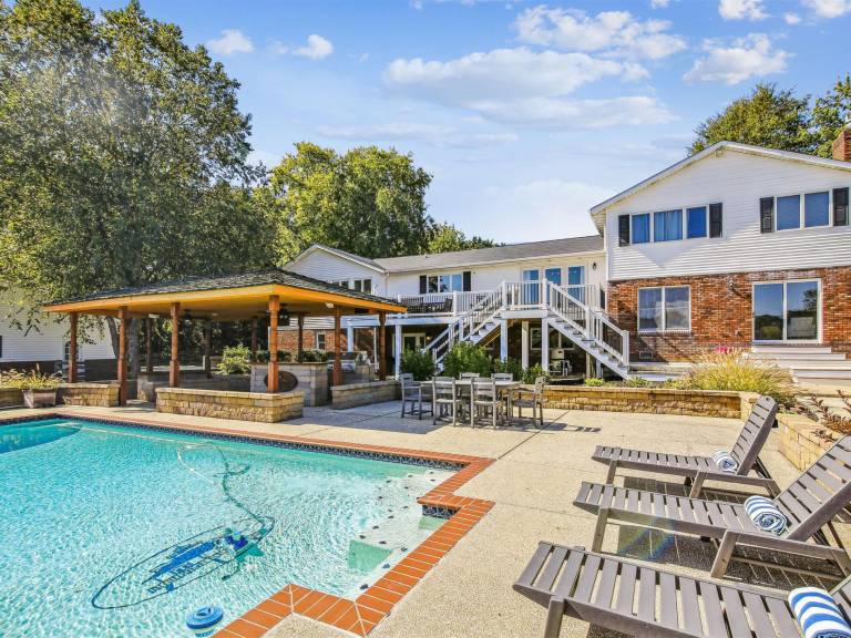 House Stevensville