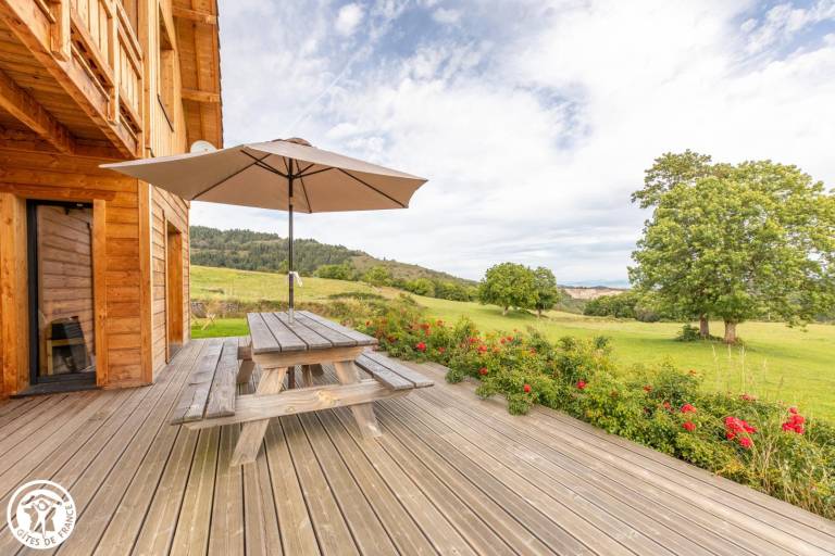 Nice gite with terrace, garden & barbeque | Pets are welcome — photo 2