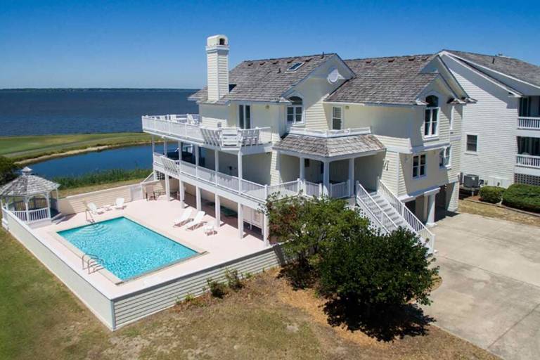 House Nags Head