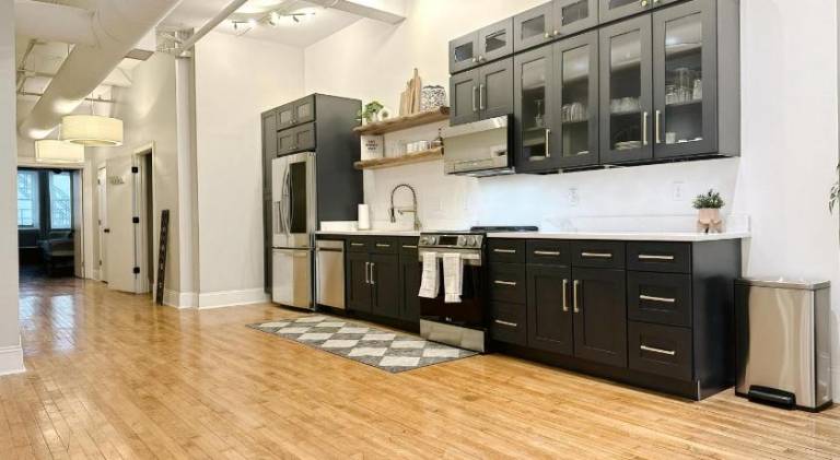 Serviced apartment with garden, hot tub & patio | Suitable for remote work in Cincinnati, OH